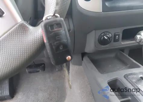 2015 Nissan Frontier Pro-4X/S/Sl/Sv из США, поврежденный, VIN 1N6AD0EV8FN712472